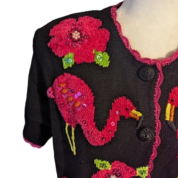 Vtg. Pink flamingos flowers beaded/sequined Black knit short sleeve cardigan XL - Picture 8 of 12
